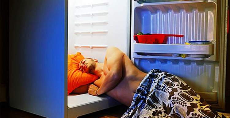 Как лучше спать в жаркую погоду