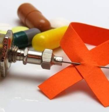 В Украине с диагнозом СПИД живут более 46 тыс. человек