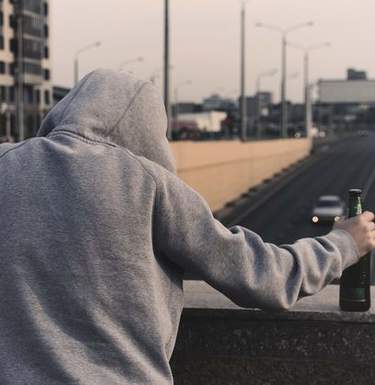 Эксперты исследовали уровень смертности из-за алкоголизма в Украине - МОЗ